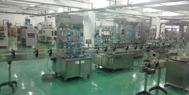 橄欖油自動(dòng)灌裝鎖蓋貼標(biāo)生產(chǎn)線(xiàn)